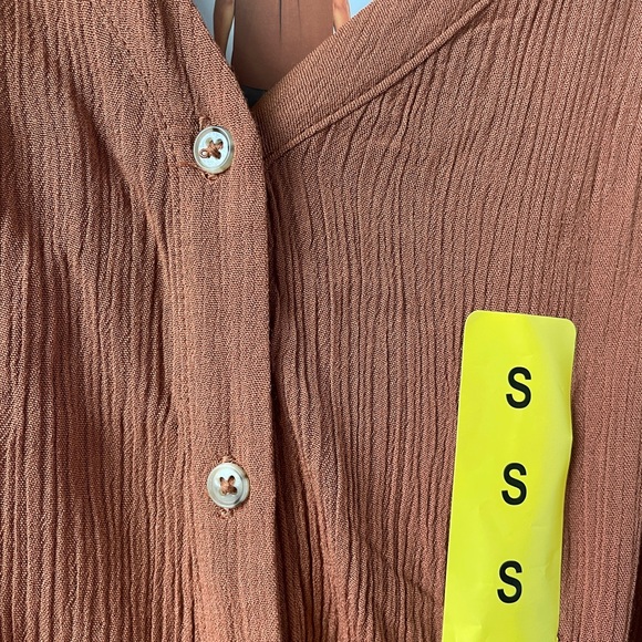 NWT Lightweight Orvis Blouse, S - Picture 4 of 9